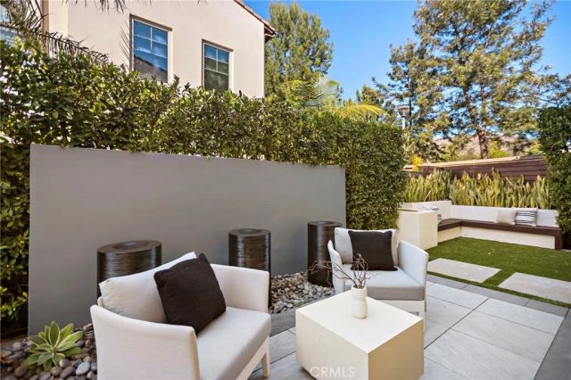 51 Fenway, Irvine, CA 92620