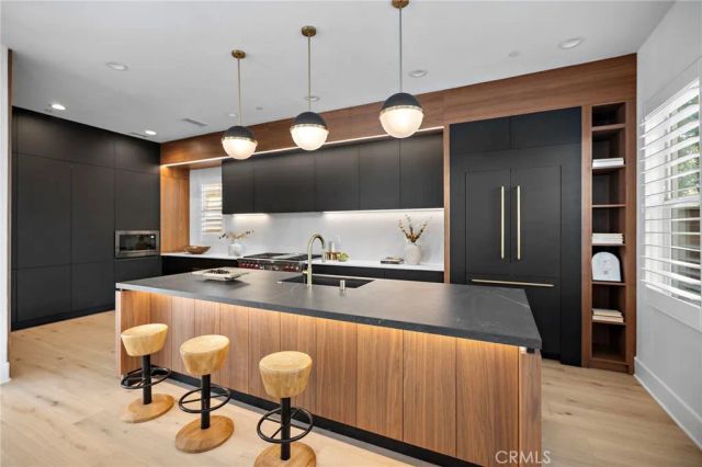 51 Fenway, Irvine, CA 92620