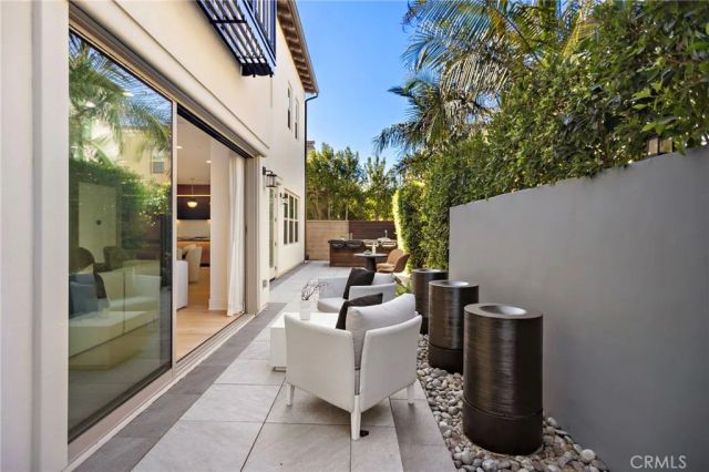 51 Fenway, Irvine, CA 92620