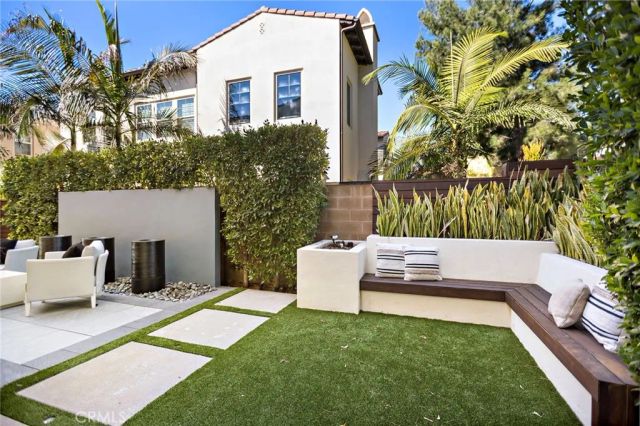 51 Fenway, Irvine, CA 92620