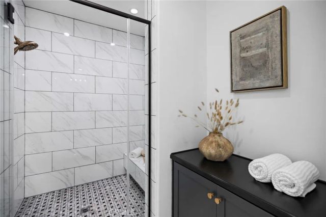 51 Fenway, Irvine, CA 92620