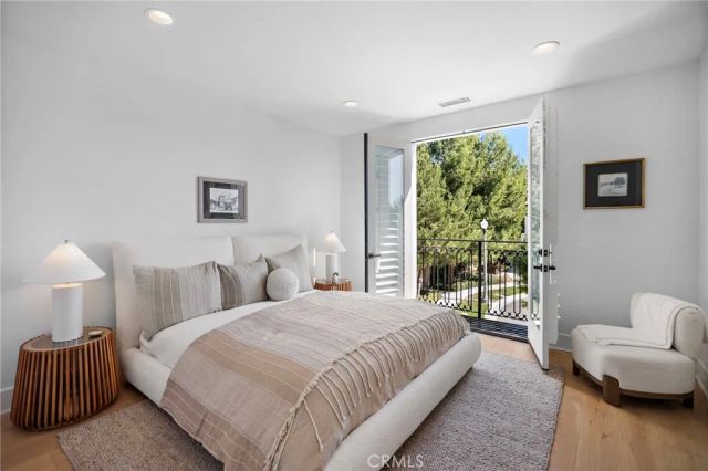 51 Fenway, Irvine, CA 92620