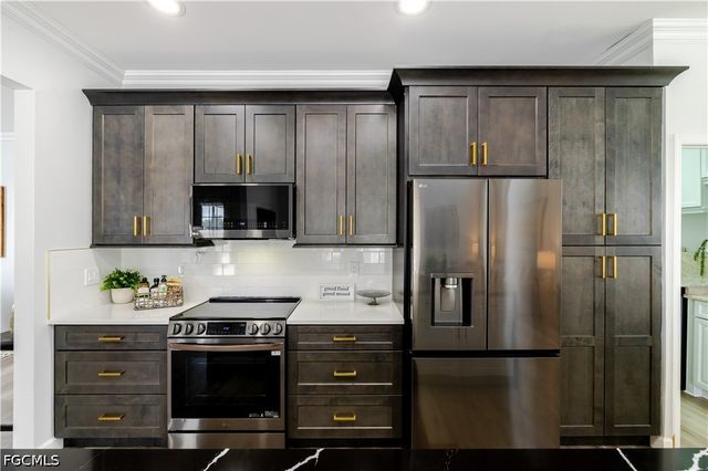 21596 Berwhich RUN, Estero, FL 33928