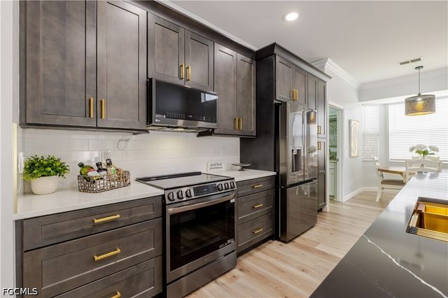 21596 Berwhich RUN, Estero, FL 33928