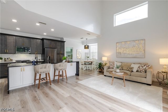 21596 Berwhich RUN, Estero, FL 33928