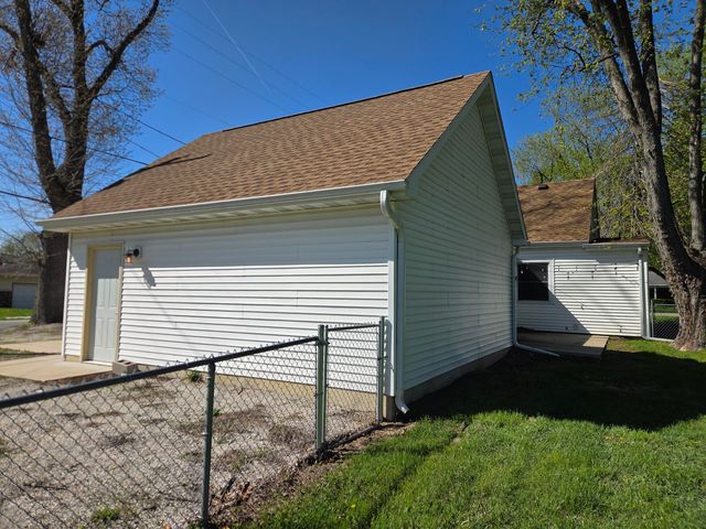 5135 Central Avenue, Portage, IN 46368