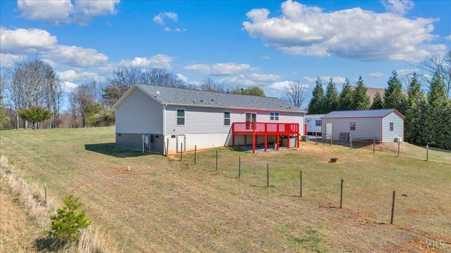 1844 Fiddler Creek Road, Bedford, VA 24523