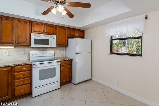 1733 Courtyard WAY B103, Naples, FL 34112