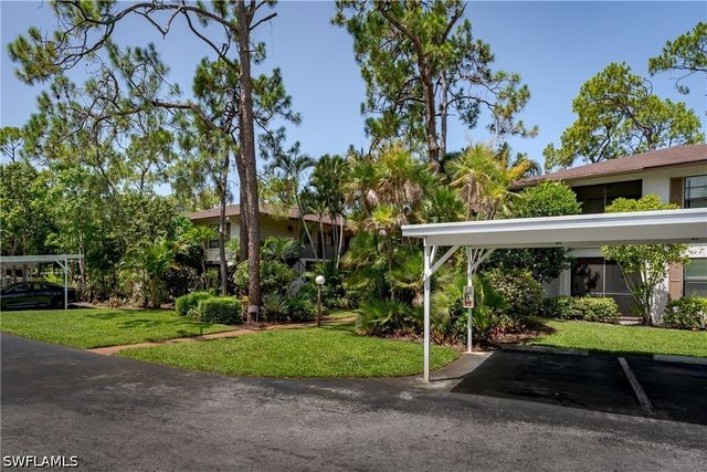 1733 Courtyard WAY B103, Naples, FL 34112