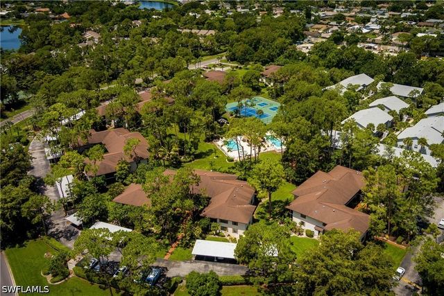 1733 Courtyard WAY B103, Naples, FL 34112