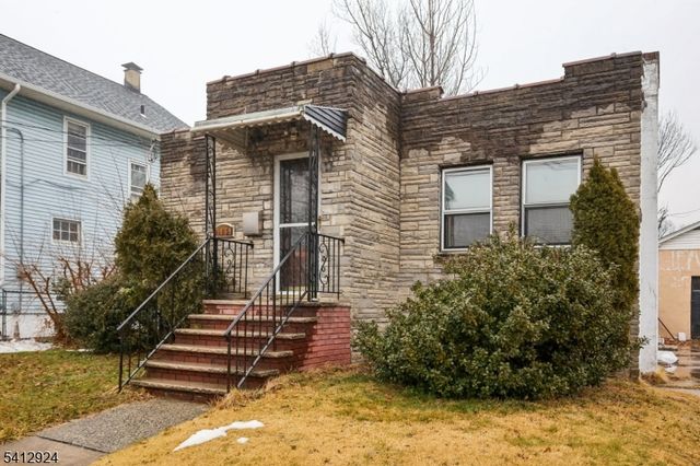 1869 Lennington St, Rahway City, NJ 07065