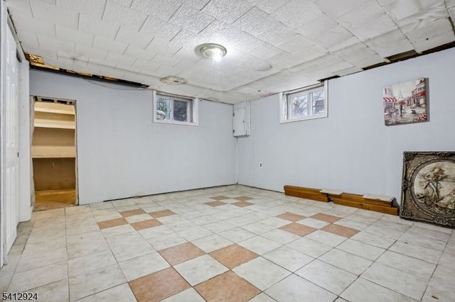 1869 Lennington St, Rahway City, NJ 07065