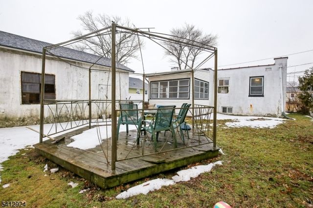 1869 Lennington St, Rahway City, NJ 07065