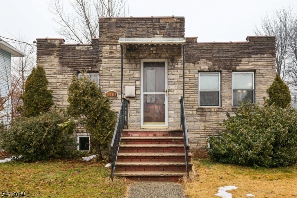 1869 Lennington St, Rahway City, NJ 07065