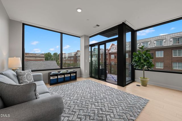 1105 W Main Street Unit 304, Durham, NC 27701