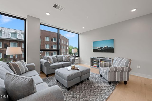 1105 W Main Street Unit 304, Durham, NC 27701