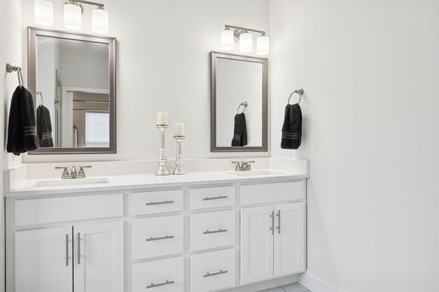 229 Bluebell Dr, Clarksville, TN 37043