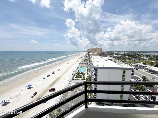 3115 S Atlantic Avenue, Daytona Beach, FL 32118