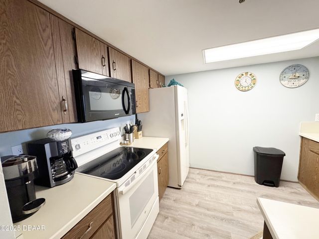 3115 S Atlantic Avenue, Daytona Beach, FL 32118