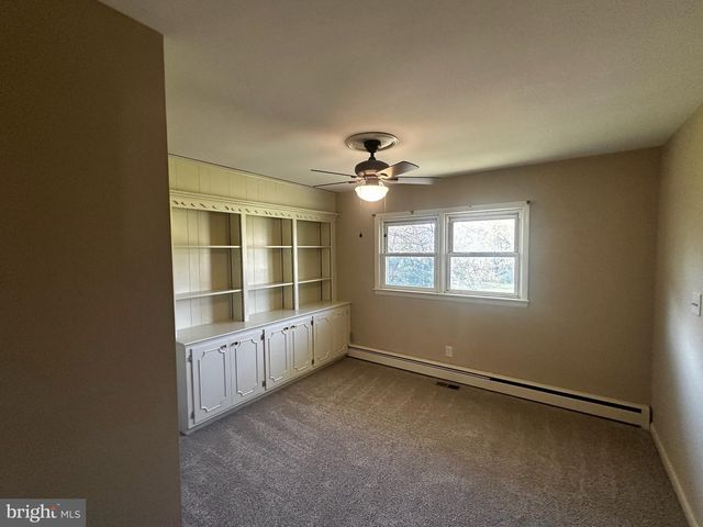 415 E WILLOW ST, Elizabethtown, PA 17022