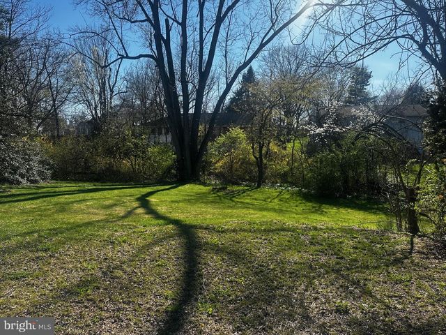 415 E WILLOW ST, Elizabethtown, PA 17022