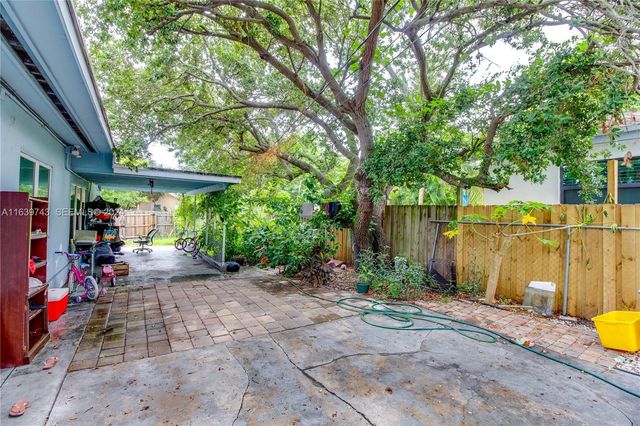 322 N C Street, Lake Worth Beach, FL 33460