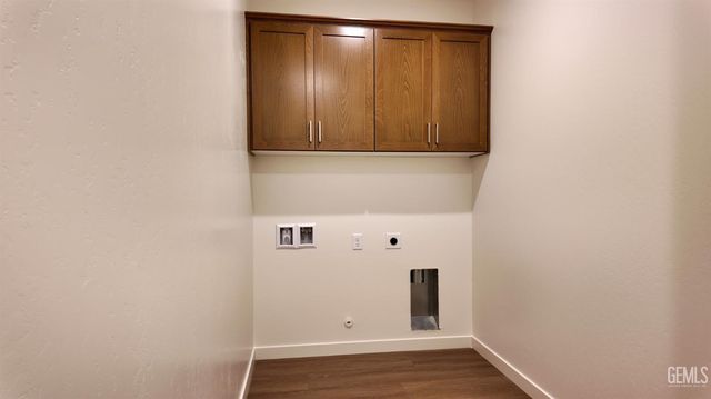 17006 Lovato Lane, Bakersfield, CA 93314