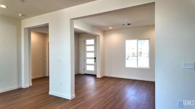 17006 Lovato Lane, Bakersfield, CA 93314