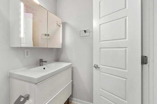 2404 Longview ST 105, Austin, TX 78705