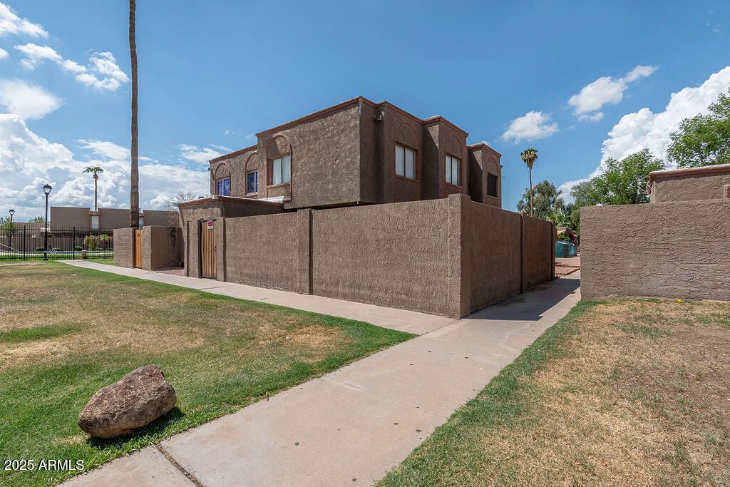 1463 N 53RD Drive, Phoenix, AZ 85043