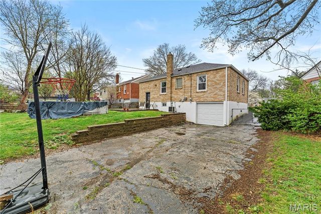 104 Sylvia Drive, Unincorporated, MO 63125