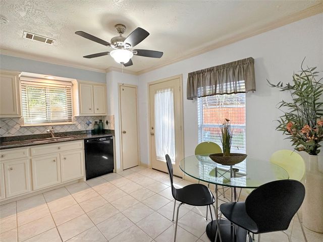 10707 Misty River Drive, Houston, TX 77086