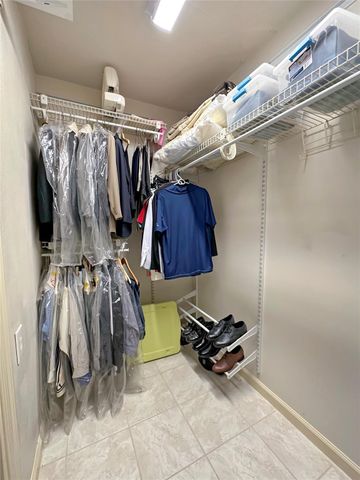 10707 Misty River Drive, Houston, TX 77086