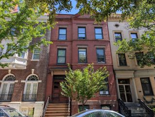 313 State Street 2, Albany, NY 12210