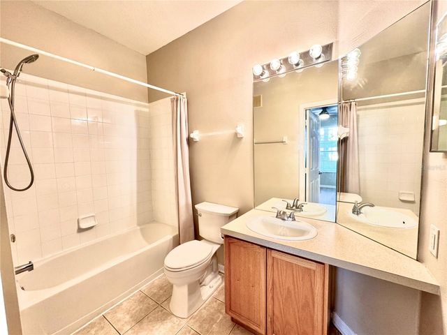 6214 STEVENSON DRIVE 107, Orlando, FL 32835