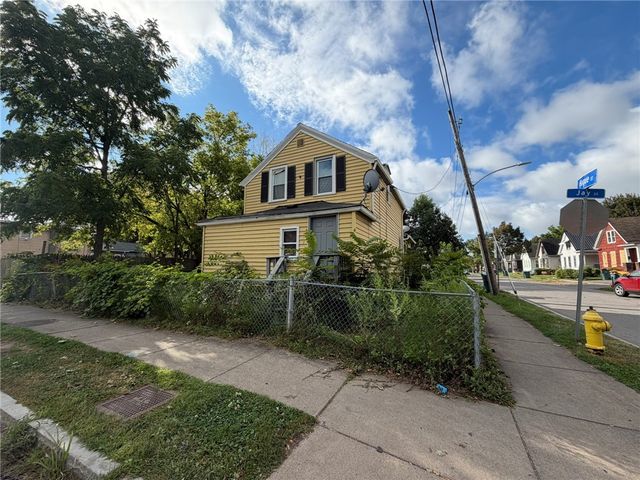 959 Jay St, Rochester, NY 14611