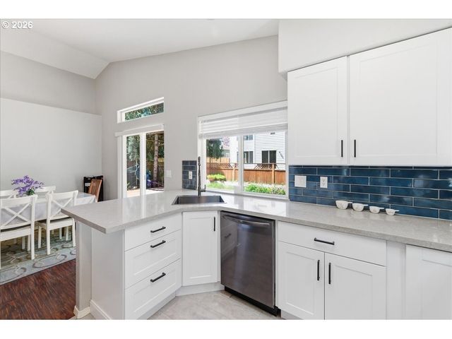 465 Sw SUTHERLAND Way, Beaverton, OR 97006