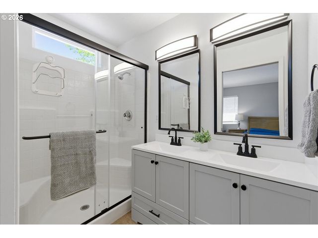 465 Sw SUTHERLAND Way, Beaverton, OR 97006