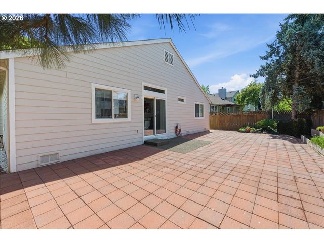 465 Sw SUTHERLAND Way, Beaverton, OR 97006