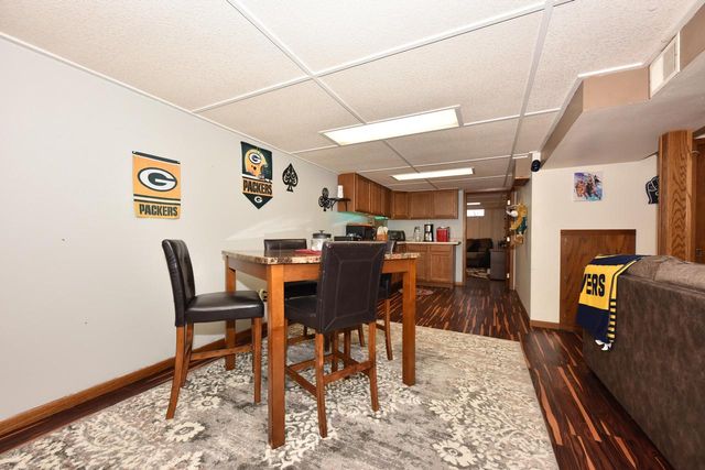 W205N17038 Parkview DRIVE, Jackson, WI 53037