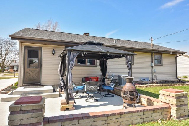 W205N17038 Parkview DRIVE, Jackson, WI 53037