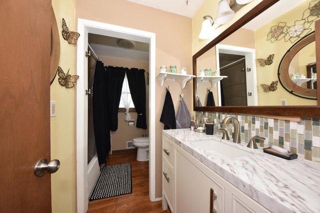 W205N17038 Parkview DRIVE, Jackson, WI 53037