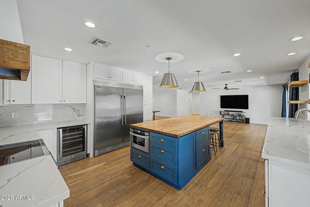 8543 E SAN MARCOS Drive, Scottsdale, AZ 85258