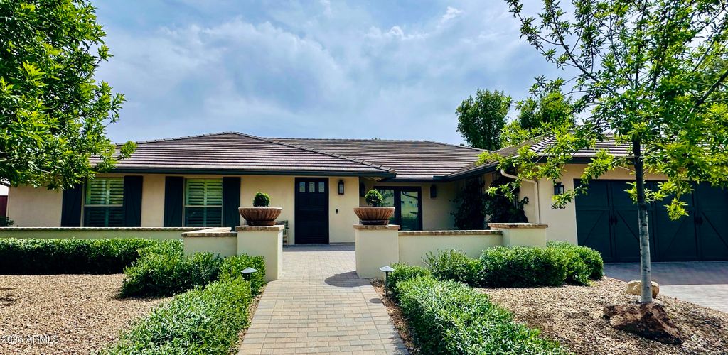 8543 E SAN MARCOS Drive, Scottsdale, AZ 85258