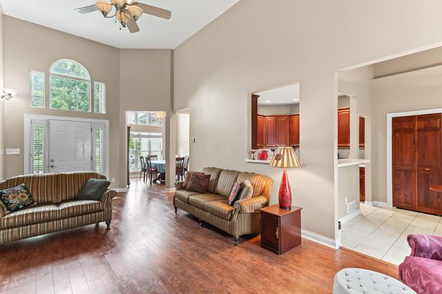 5954 Rainwater Way, Columbus, OH 43228