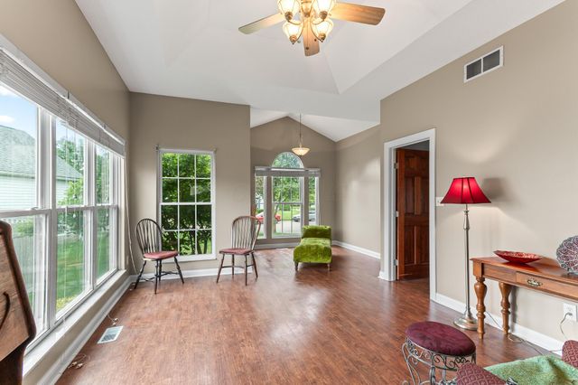 5954 Rainwater Way, Columbus, OH 43228