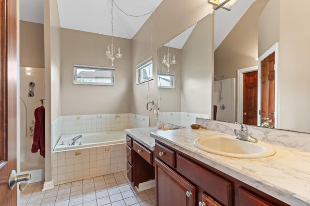 5954 Rainwater Way, Columbus, OH 43228