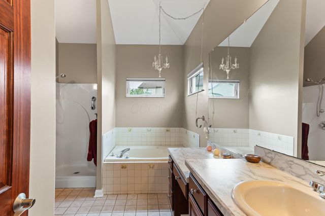 5954 Rainwater Way, Columbus, OH 43228