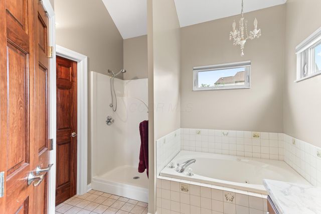 5954 Rainwater Way, Columbus, OH 43228