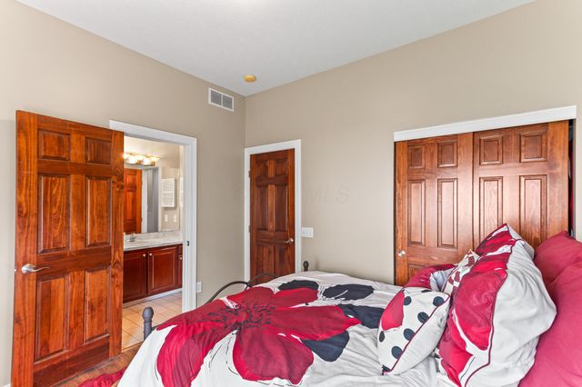 5954 Rainwater Way, Columbus, OH 43228